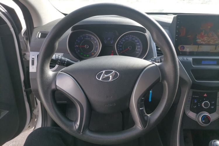 Used Hyundai Elantra (5th Generation / Langdong) 2016 1.6L Automatic Smart Version Steering Wheel