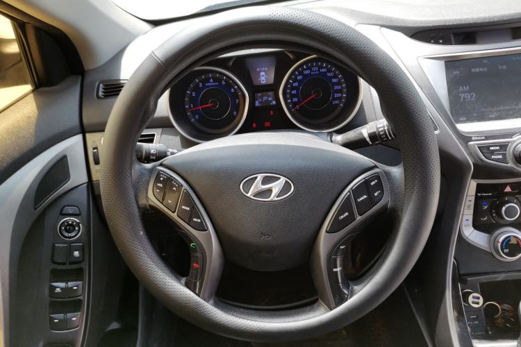 Used Hyundai Elantra (5th Generation / Langdong) 2016 1.6L Automatic Prestige Model Steering Wheel