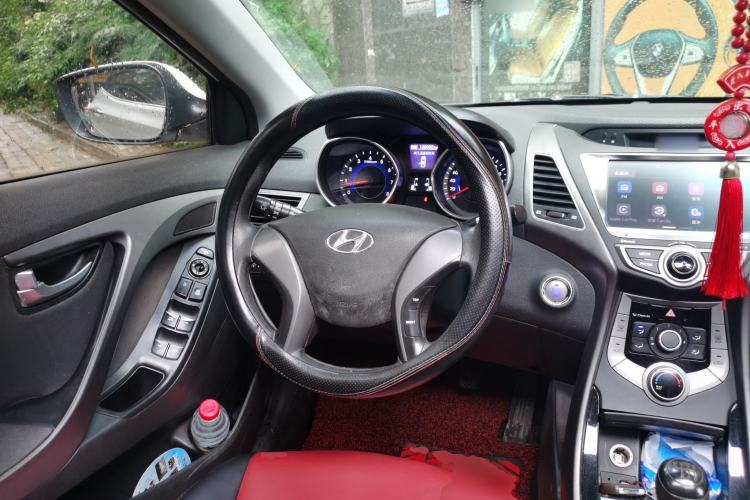 Used Hyundai Elantra (5th Generation / Langdong) 2016 1.6L Manual Luxury Model Steering Wheel