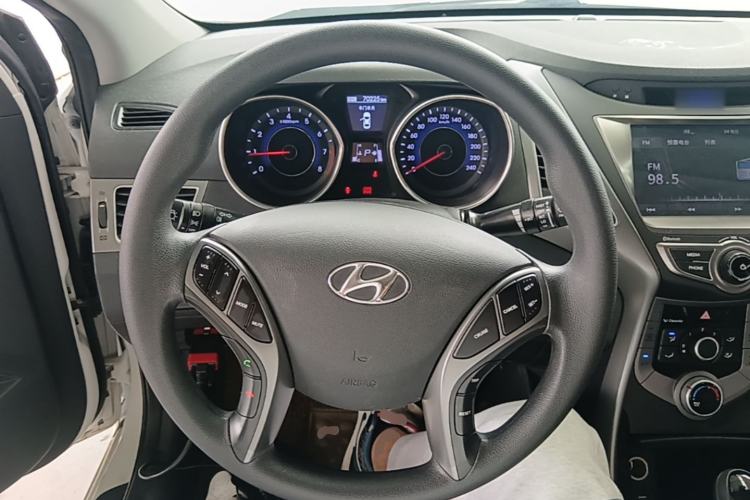 Used Hyundai Elantra (5th Generation / Langdong) 2016 1.6L Automatic Prestige Model Steering Wheel