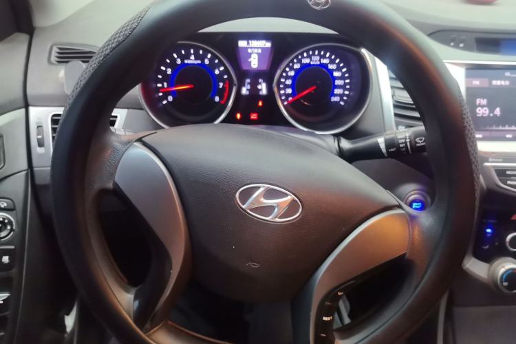 Used Hyundai Elantra (5th Generation / Langdong) 2016 1.6L Manual Luxury Model Steering Wheel