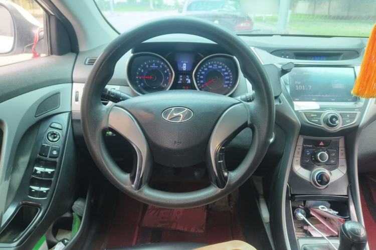 Used Hyundai Elantra (5th Generation / Langdong) 2016 1.6L Manual Luxury Model Steering Wheel