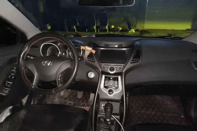 Used Hyundai Elantra (5th Generation / Langdong) 2016 1.6L Manual Luxury Model Steering Wheel