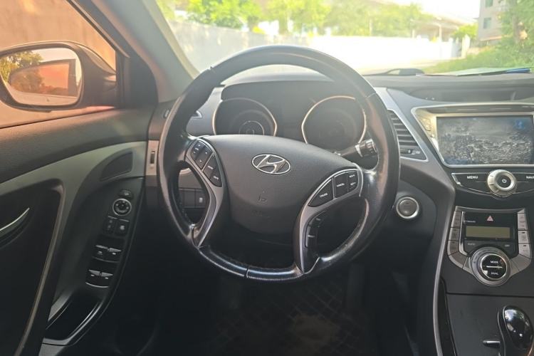 Used Hyundai Elantra (5th Generation / Langdong) 2016 1.6L Automatic Prestige Model Steering Wheel