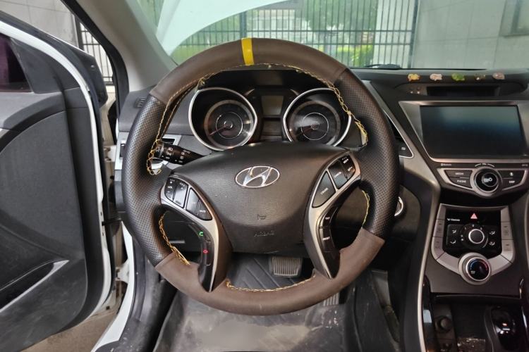 Used Hyundai Elantra (5th Generation / Langdong) 2016 1.6L Automatic Prestige Model Steering Wheel
