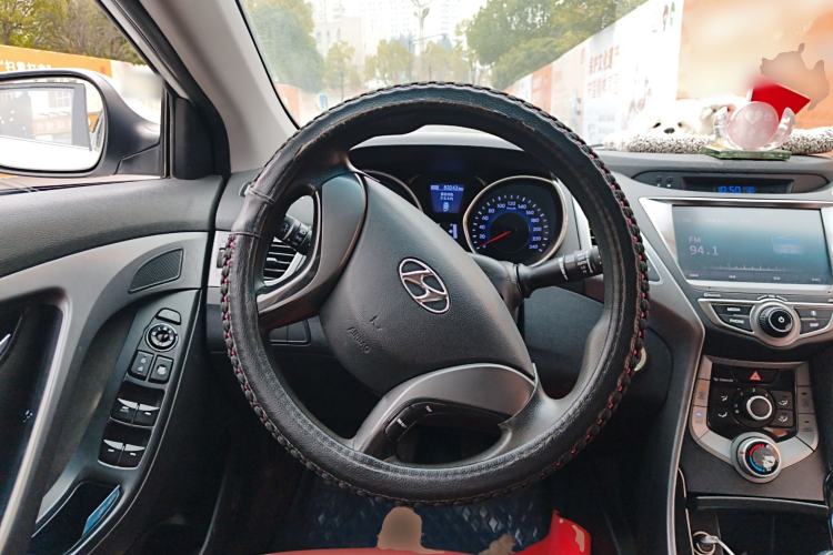 Used Hyundai Elantra (5th Generation / Langdong) 2016 1.6L Manual Luxury Model Steering Wheel