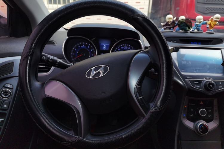 Used Hyundai Elantra (5th Generation / Langdong) 2016 1.6L Manual Luxury Model Steering Wheel