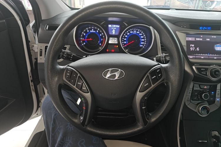 Used Hyundai Elantra (5th Generation / Langdong) 2016 1.6L Automatic Prestige Model Steering Wheel