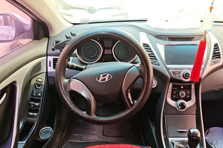 Used Hyundai Elantra (5th Generation / Langdong) 2016 1.6L Manual Luxury Model Steering Wheel