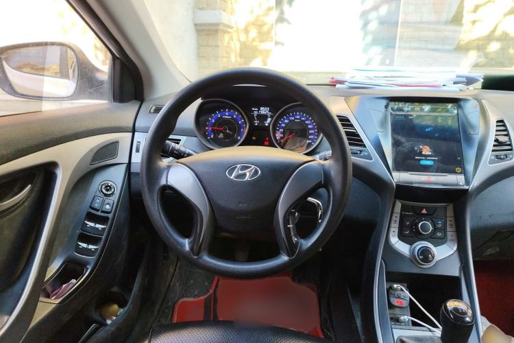 Used Hyundai Elantra (5th Generation / Langdong) 2016 1.6L Manual Fashion Edition Steering Wheel