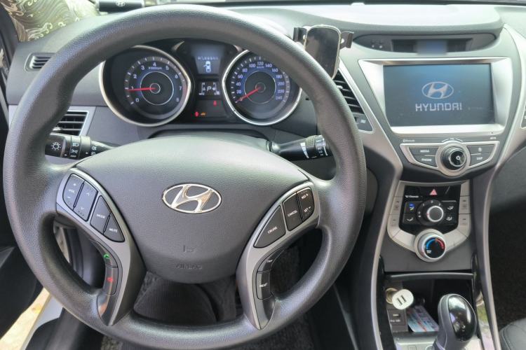 Used Hyundai Elantra (5th Generation / Langdong) 2016 1.6L Automatic Prestige Model Steering Wheel