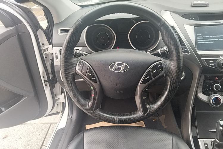 Used Hyundai Elantra (5th Generation / Langdong) 2016 1.6L Automatic Prestige Model Steering Wheel