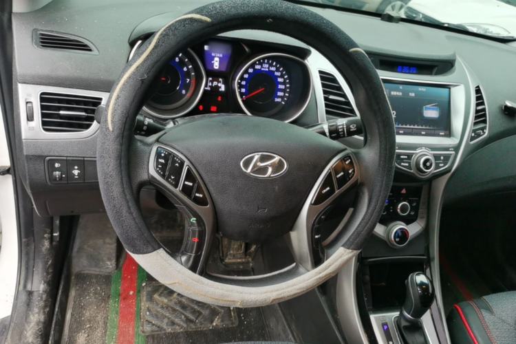 Used Hyundai Elantra (5th Generation / Langdong) 2016 1.6L Automatic Prestige Model Steering Wheel
