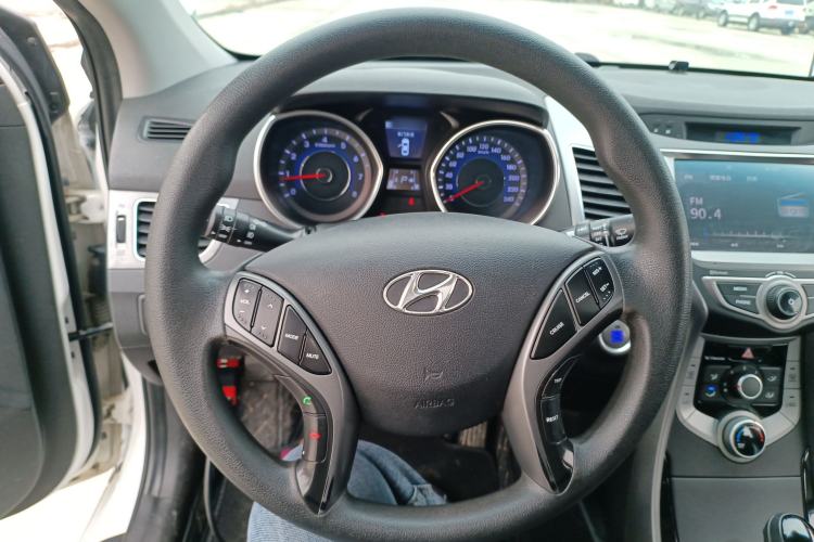 Used Hyundai Elantra (5th Generation / Langdong) 2016 1.6L Automatic Prestige Model Steering Wheel