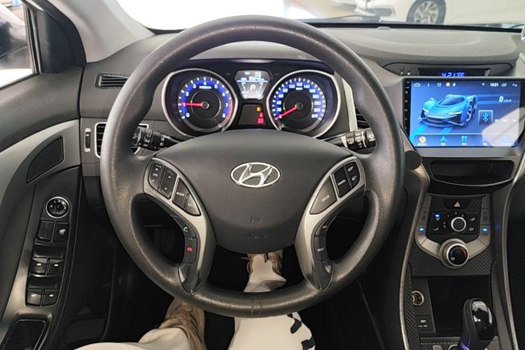 Used Hyundai Elantra (5th Generation / Langdong) 2016 1.6L Automatic Smart Version Steering Wheel