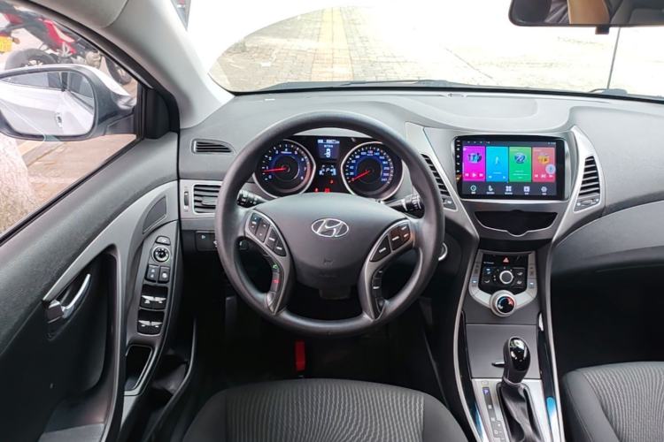 Used Hyundai Elantra (5th Generation / Langdong) 2016 1.6L Automatic Prestige Model Steering Wheel