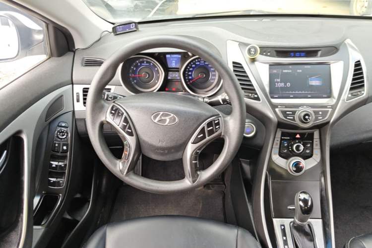 Used Hyundai Elantra (5th Generation / Langdong) 2016 1.6L Automatic Prestige Model Steering Wheel