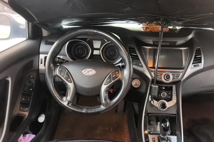 Used Hyundai Elantra (5th Generation / Langdong) 2016 1.6L Automatic Prestige Model Steering Wheel