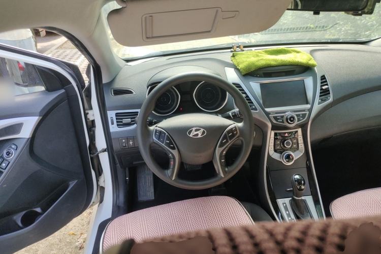 Used Hyundai Elantra (5th Generation / Langdong) 2016 1.6L Automatic Prestige Model Steering Wheel
