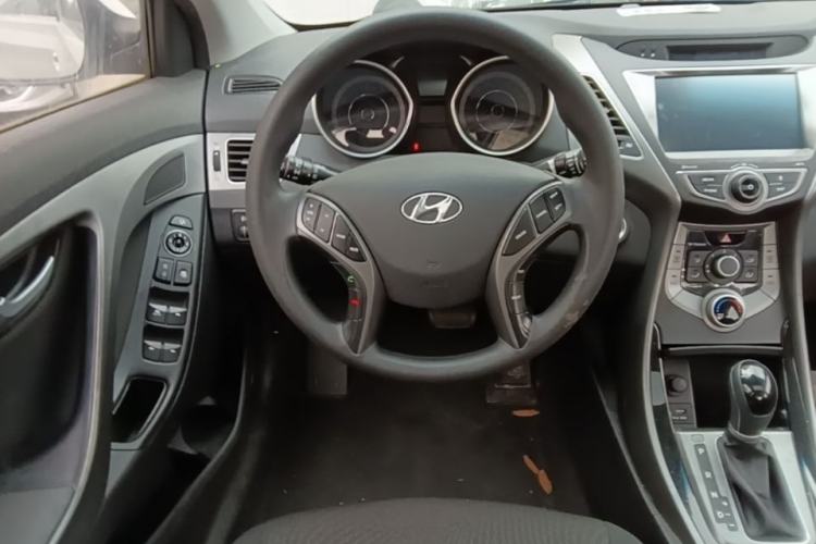 Used Hyundai Elantra (5th Generation / Langdong) 2016 1.6L Automatic Prestige Model Steering Wheel