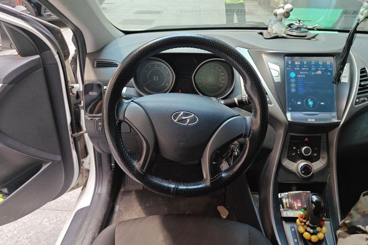 Used Hyundai Elantra (5th Generation / Langdong) 2016 1.6L Automatic Smart Version Steering Wheel