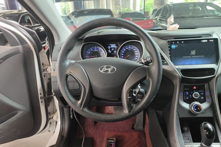 Used Hyundai Elantra (5th Generation / Langdong) 2016 1.6L Automatic Smart Version Steering Wheel