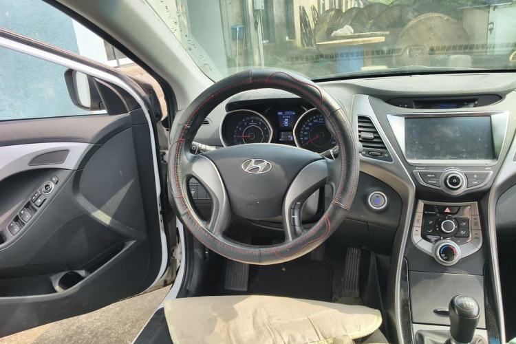 Used Hyundai Elantra (5th Generation / Langdong) 2016 1.6L Manual Luxury Model Steering Wheel