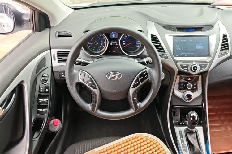 Used Hyundai Elantra (5th Generation / Langdong) 2016 1.6L Automatic Prestige Model Steering Wheel