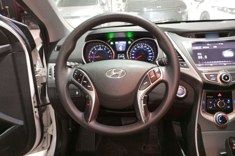 Used Hyundai Elantra (5th Generation / Langdong) 2016 1.6L Automatic Prestige Model Steering Wheel