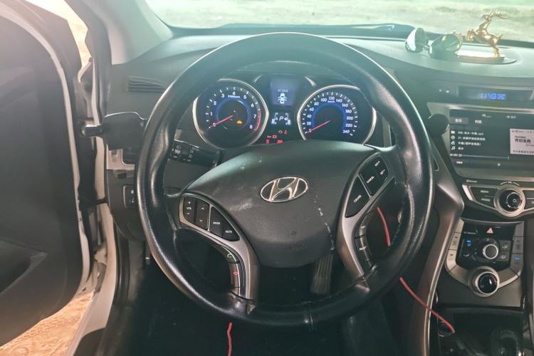 Used Hyundai Elantra (5th Generation / Langdong) 2016 1.6L Automatic Prestige Model Steering Wheel