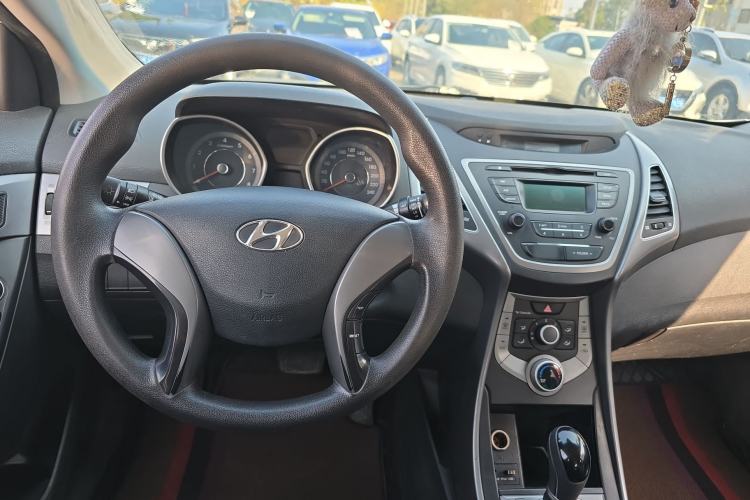 Used Hyundai Elantra (5th Generation / Langdong) 2016 1.6L Automatic Smart Version Steering Wheel