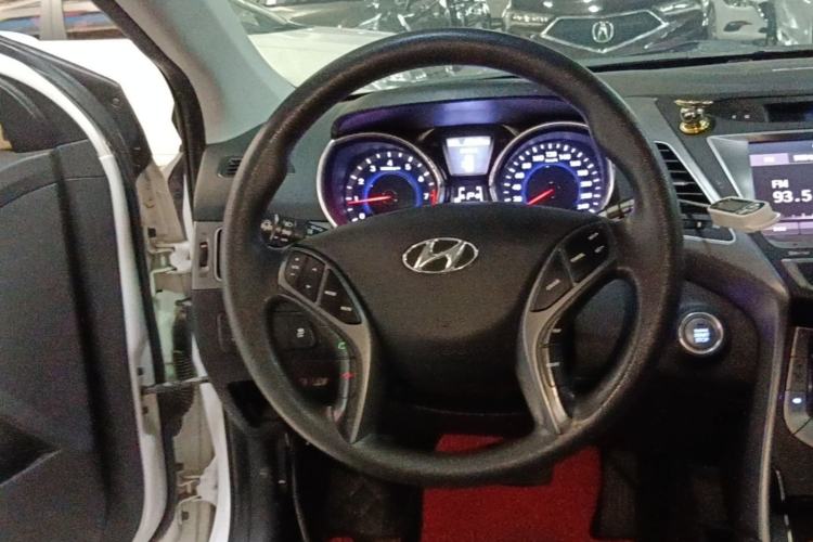Used Hyundai Elantra (5th Generation / Langdong) 2016 1.6L Automatic Prestige Model Steering Wheel