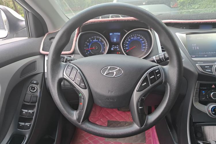 Used Hyundai Elantra (5th Generation / Langdong) 2016 1.6L Automatic Prestige Model Steering Wheel