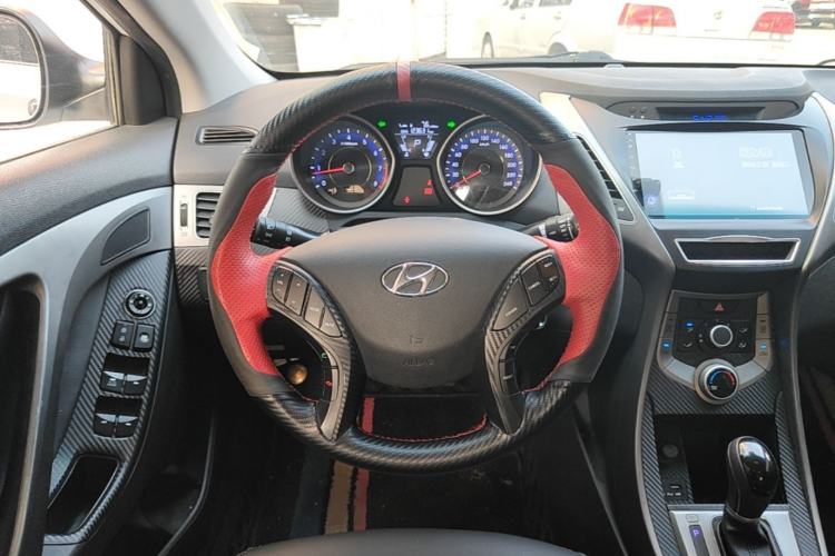 Used Hyundai Elantra (5th Generation / Langdong) 2016 1.6L Automatic Smart Version Steering Wheel