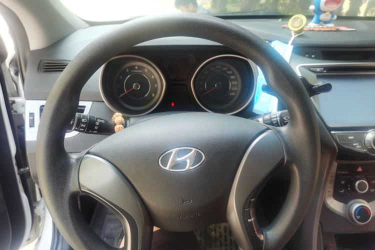 Used Hyundai Elantra (5th Generation / Langdong) 2016 1.6L Automatic Smart Version Steering Wheel