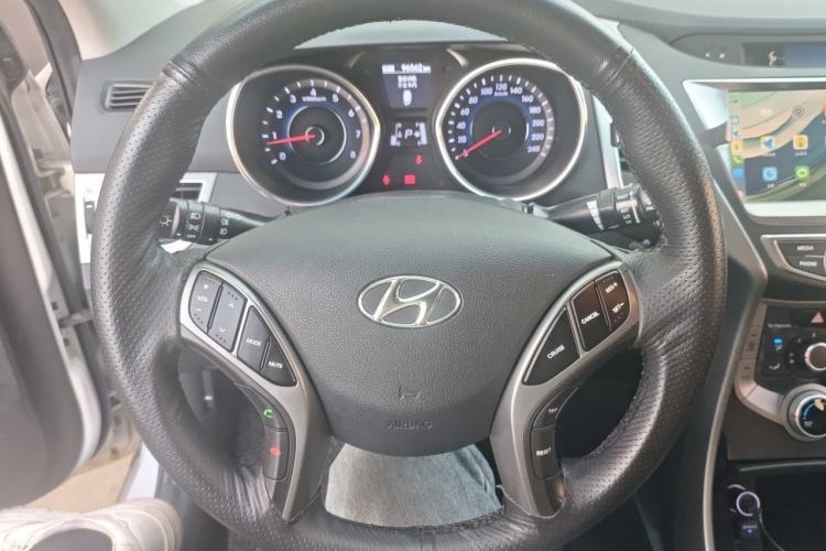 Used Hyundai Elantra (5th Generation / Langdong) 2016 1.6L Automatic Prestige Model Steering Wheel