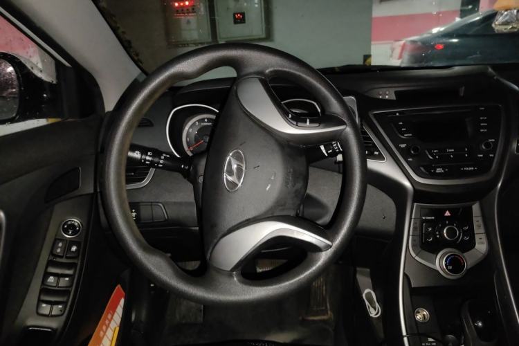 Used Hyundai Elantra (5th Generation / Langdong) 2016 1.6L Automatic Smart Version Steering Wheel