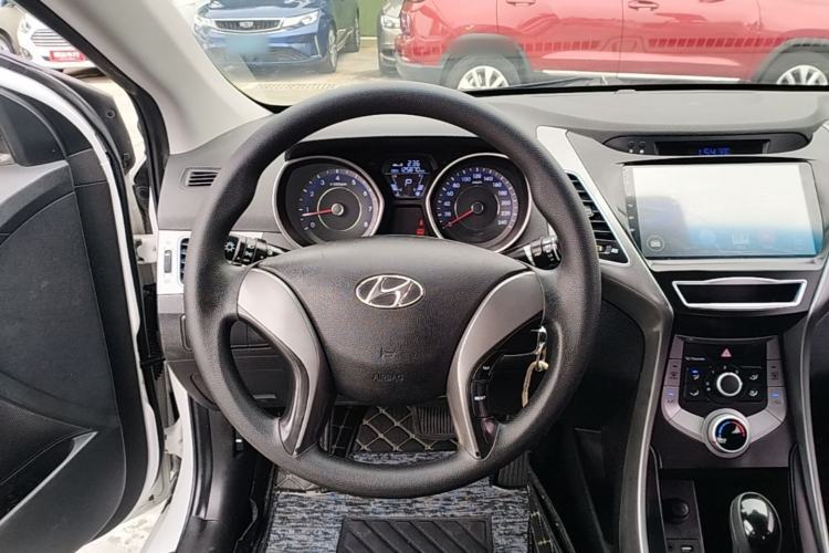 Used Hyundai Elantra (5th Generation / Langdong) 2016 1.6L Automatic Smart Version Steering Wheel