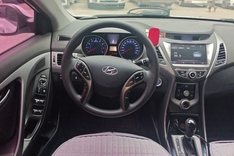 Used Hyundai Elantra (5th Generation / Langdong) 2016 1.6L Automatic Prestige Model Steering Wheel