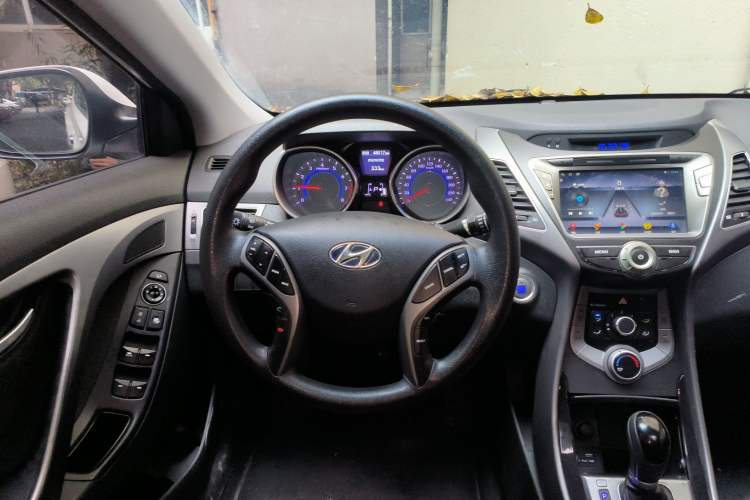 Used Hyundai Elantra (5th Generation / Langdong) 2016 1.6L Automatic Prestige Model Steering Wheel