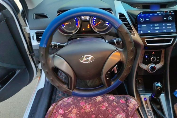 Used Hyundai Elantra (5th Generation / Langdong) 2016 1.6L Automatic Smart Version Steering Wheel