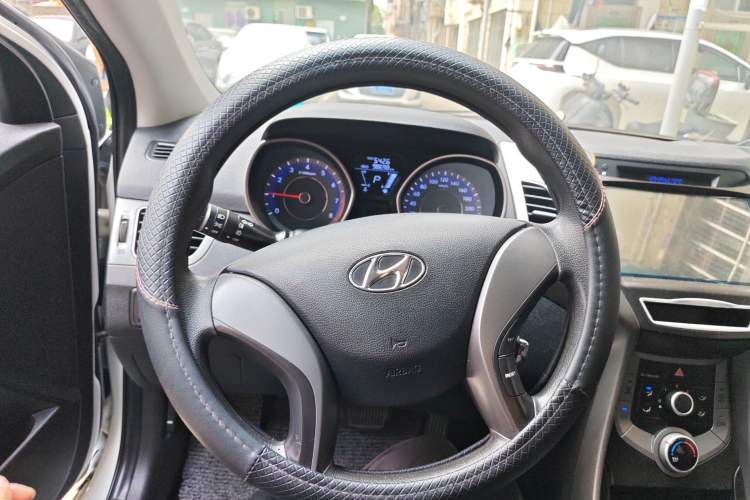 Used Hyundai Elantra (5th Generation / Langdong) 2016 1.6L Automatic Smart Version Steering Wheel