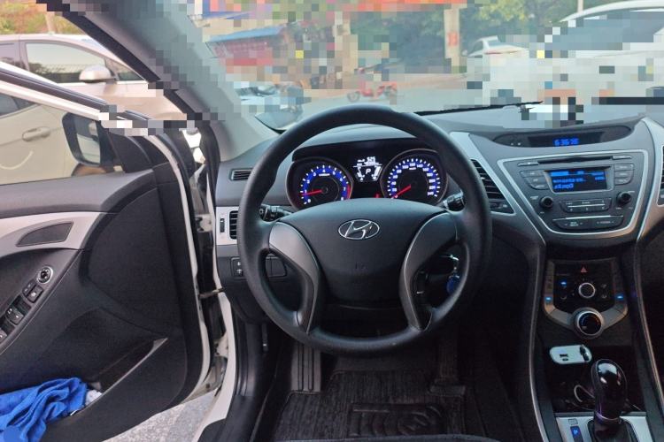 Used Hyundai Elantra (5th Generation / Langdong) 2016 1.6L Automatic Smart Version Steering Wheel