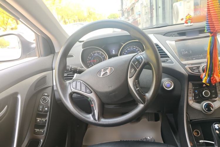 Used Hyundai Elantra (5th Generation / Langdong) 2016 1.6L Automatic Prestige Model Steering Wheel