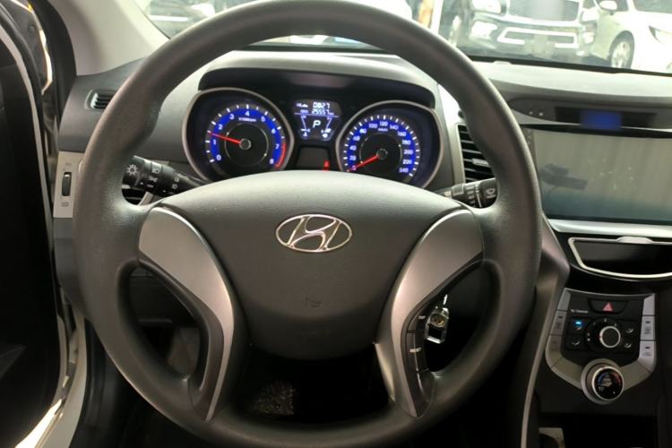Used Hyundai Elantra (5th Generation / Langdong) 2016 1.6L Automatic Smart Version Steering Wheel