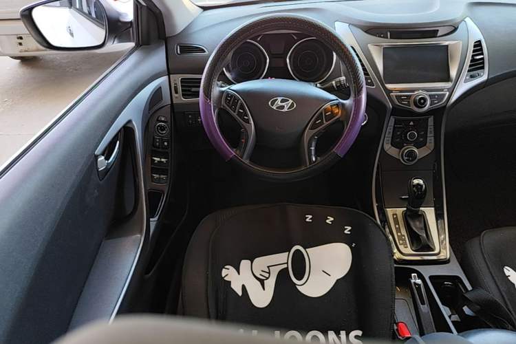 Used Hyundai Elantra (5th Generation / Langdong) 2016 1.6L Automatic Prestige Model Steering Wheel