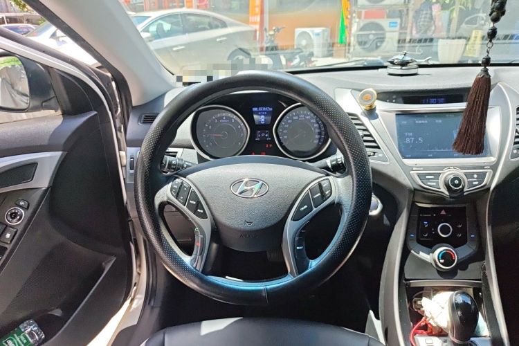 Used Hyundai Elantra (5th Generation / Langdong) 2016 1.6L Automatic Prestige Model Steering Wheel