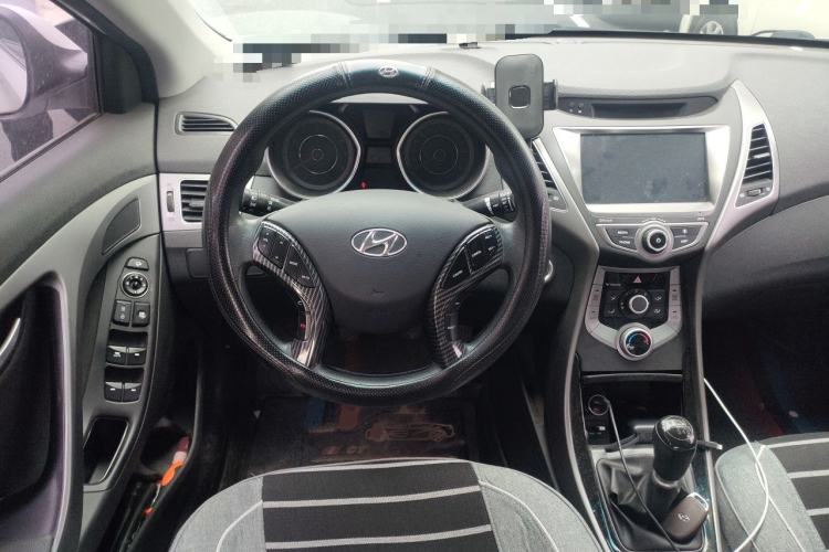 Used Hyundai Elantra (5th Generation / Langdong) 2016 1.6L Manual Luxury Model Steering Wheel