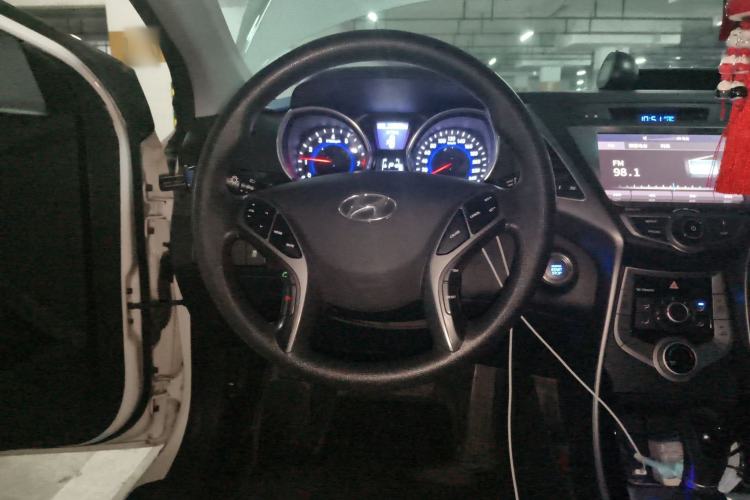 Used Hyundai Elantra (5th Generation / Langdong) 2016 1.6L Automatic Prestige Model Steering Wheel