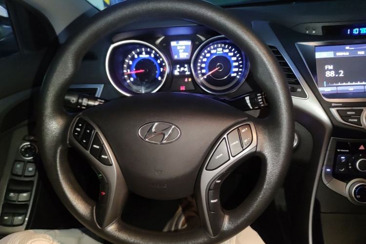 Used Hyundai Elantra (5th Generation / Langdong) 2016 1.6L Automatic Prestige Model Steering Wheel
